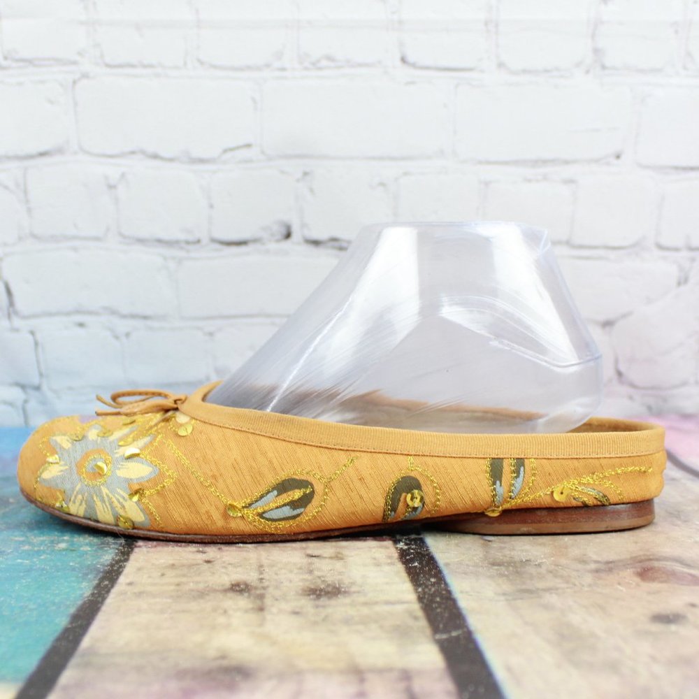 Naked Feet Mustard Yellow Stitched Canvas Flat Slip On Shoes Size 7.5 M - Picture 2 of 9
